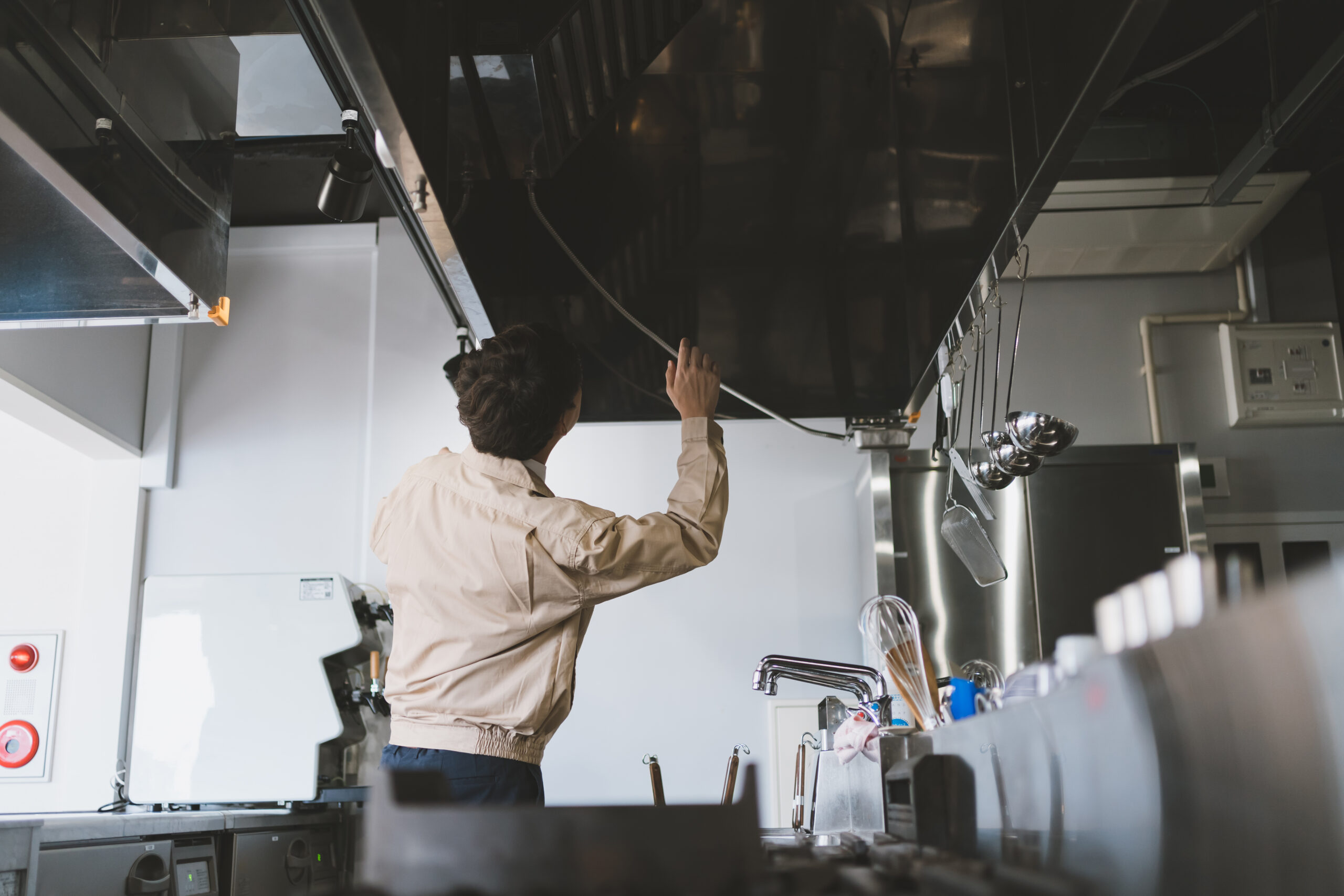 厨房排気ダクト清掃の重要性